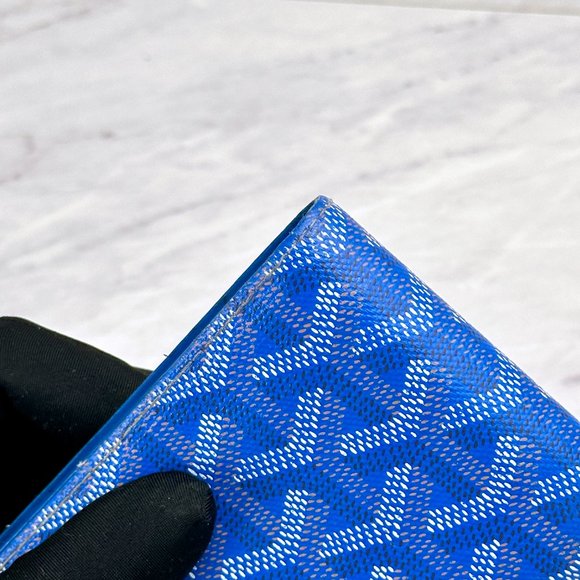 ❌❌❌ SOLD! ❌❌❌ GOYARD SKY BLUE VICTOIRE BI-FOLD WALLET - Picture 11 of 16